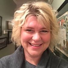 Sarah Starzynski (@iksnyzrats)