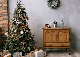 Sign up for our email and stay on top of latest trends, deals and news. Christmas Tree Guide Where To Get Real Fake Ones Honeycombers