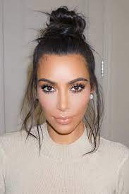 The reality tv star said she chose the style because her daughter north asked her to. Kim Kardashian S Hamptons Hair Messy Bun How To Get The Look Hollywood Life