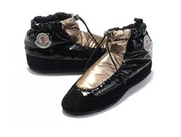 Moncler Jackets Women Down Boot Black Gold Casual Shoes