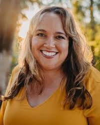 Denise Dunn's Instagram, Twitter & Facebook