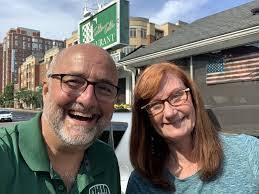 Allison Grayson's Instagram, Twitter & Facebook