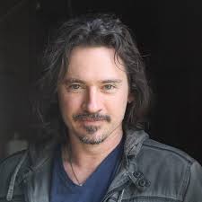 Amazon.com: Outlaw Territory Vol. 1 eBook : Pak, Greg, Ortega, Joshua,  Pham, Khoi, Kelly, Joe, Dysart, Joshua, Motter, Dean, Fialkov, Joshua Hale,  Brandon, Ivan, Woods, Michael, Orlando, Steve, Azaceta, Paul: Kindle Store