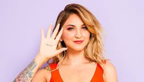A Dream Is A Wish Your Heart Makes Chords Sabrina Carpenter Julia Michaels An American Singer And Songwriter Check Out Her Childhood Personal Life Family Life Height Weight Vital Stats Julia Michaels Julia Singer