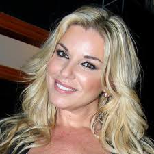 Por amarte así (2016)