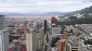 Aplicación para agendar su cita de vacunación. Bogota Hauptstadt Kolumbiens Leben Unter Palmen