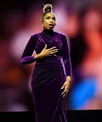 Her rendition of aretha franklin's young, gifted and black is one of the ma. Jennifer Hudson Pays Tribute To Kobe Bryant And Gigi