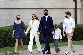 A pending federal election is an election nobody wants for the purpose of extending the life of a prime minister nobody likes. 7eq3tzy Aodeom