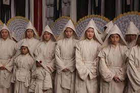 Here are some general guidelines to help. In Chinese Culture What Color Clothing Can Family Members Wear After The Funeral During The Mourning Period Quora