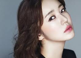 Nâng mũi dáng cao tây