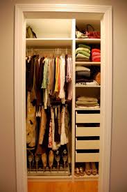Small Walk In Closet Layout Closet Organization Ideas Using Walk In Design Fancy Small Closet Closet Small Bedroom Closet Layout Bedroom Organization Closet