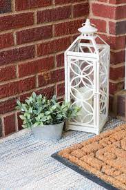 Small Front Porch Decorating Ideas That Will Welcome Guests Small Front Porches Decorating Ideas Small Front Porch Decorating Porch Decorating