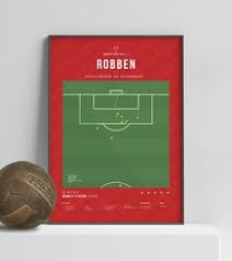 O desenho da bola é uma homenagem as seis finais que foram disputadas no campo inglês nos últimos 50 ano… 16 Goal Of Fame Prints Ideas Colorful Backgrounds Mario Gotze Goals