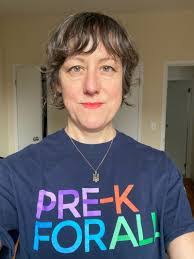 Stacey Sperling's Instagram, Twitter & Facebook