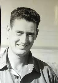 Korean war photo with entertainer