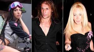 Desde tulum, méxico, donde vive con claudio paul caniggia (54) desde mediados de 2020, sofía bonelli (27) saludó a su pareja por su cumpleaños con un mensaje que compartió en las redes y. Sofia Bonelli Denuncio A Mariana Nannis Tras Nuevos Y Fuertes Mensajes Diario 26