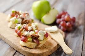 Light appetizers for thanksgiving feb 08, 2021 · but also delicious bites that keep the conversation rolling and the booze from kicking a little too strong. 12 Healthy Thanksgiving Appetizer Recipes Six Clever Sisters