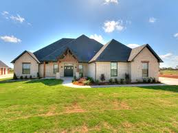 We specialize in the construction of new homes on your country lot. Dream Home Oklahoma City Custom Homes Home Buyers