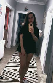 Merve Baddies sıcak pozlar hayran kal şimdi