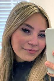 Aimee Poole's Instagram, Twitter & Facebook