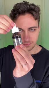 AD Oggi cerchiamo di capire quali sono gli attivi che rendono il Siero  AHA+BHA Anti-imperfezioni di Garnier efficace! #NoTricksJustTreats  #GarnierBlackSerum #GarnierSieroImperfezioni #Garnier ...