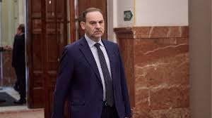 Ábalos asegura que Sánchez y Otegi se reunieron para negociar la moción de  censura