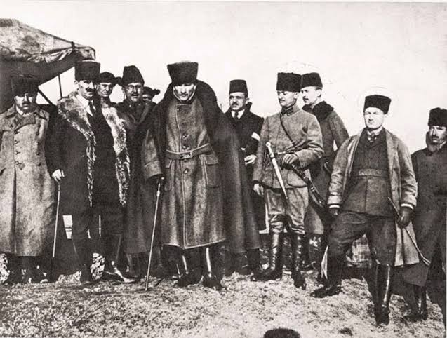 Kurtuluş Savaşı ve i&ccedil; savaş | GazeteBilim