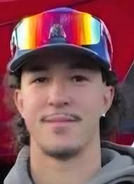 Athol Woman's Club lights the common