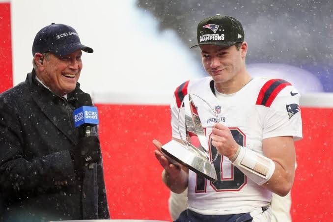 Patriots reclaim Super Bowl vibes behind QB Drake Maye, dominant D - Field  Level Media - Professional sports content solutions | FLM
