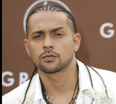 Sean Paul and lil Kim dated for a short snit back in (2002)
