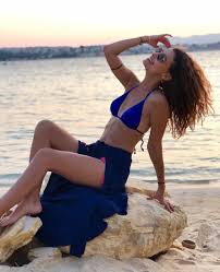 Libra least compatible signs for dating: Mujde Uzman S Feet Wikifeet