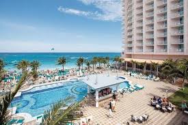 Riu Palace Paradise Island - Hotel ...