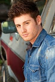 Andrew Gans's Instagram, Twitter & Facebook