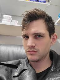 Just saying 🤷‍♀️🤣 Yesterday I wore something from 5 years ago and it fit!  So proud of myself. It was a pair of socks, But still. Let's be positive  here.