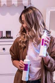 Shampoo gegen gelbstich, für gesträhntes und entfärbtes haar, pflegt das haar bei otto Schluss Mit Gelbstich Im Blonden Haar Friseurblog
