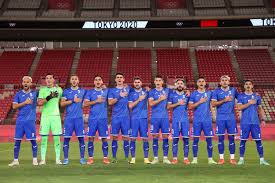 Set de joc galben pentru copii al echipei nationale de fotbal a romaniei. Pogtde Z4smcdm