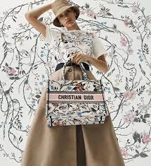 Maybe you would like to learn more about one of these? Dior Rosa Mutabilis Capsule Collection