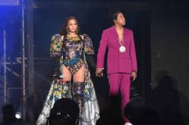 These Pictures Of Beyonce And Ed Sheeran Have Sparked A Massive Debate About Double Standards