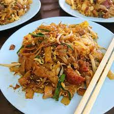 This is a recipe for singapore char kway teow (炒粿條), a favourite local hawker delight. 10 Best Must Try Char Koay Teow In Penang 2021