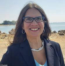 California lawmaker found drunk outside Long Beach conference insists she's  the victim of a crime