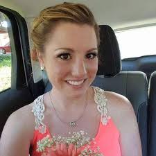 Kelli Calhoun (@Kellijocalhoun)