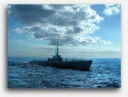 Ketika kapal selam meninggalkan pelabuhan dan kembali. On Eternal Patrol