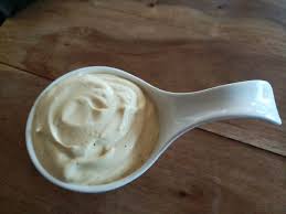 Schnelle Mayonnaise Ein Sehr Schones Rezept Aus Der Kategorie Schnell Und Einfach Bewertungen 214 Durchs Rezepte Lebensmittel Essen Majonaise Selber Machen