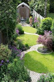 30 Awesome Small Garden Design Ideas Minimalist Garden Small Garden Design Backyard Landscaping Designs