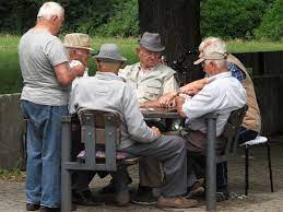 Propuesta de juegos acuáticos para el adulto mayor. Actividades Recreativas Para La Cuarentena Del Adulto Mayor Guia Completa 2021
