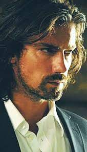 İbrahim çelikkol is a turkish actor, former basketball player and fashion model. Young Ibrahim Celikkol Homens Lindos Filmes Fotos De Beleza