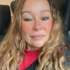 Daisy Lucy Sousa (@daisylucysousa) • Instagram photos and videos