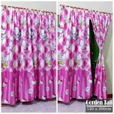 Anda bisa mencari produk ini di toko online yang mungkin jual baju hello kitty. Jual Gorden Hello Kitty Terbaru Harga Murah Blibli Com