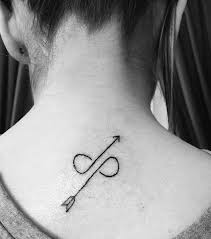 Die kraft der liegenden acht avalon. Bedeutung Von Tattoos 20 Bekannte Motive Und Ihre Bedeutung