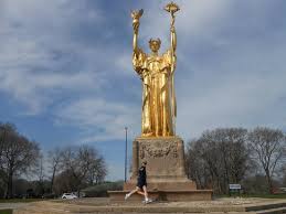 Running Around The Statue Of The Republic Picture Of City Running Tours Chicago Tripadvisor